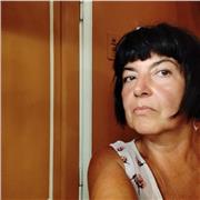 Sono un' insegnante abilitata, di italiano, latino e storia. Sono abilitata anche in greco anche se lo insegno solo il pomeriggio